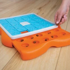 Nina Ottosson Hundespielzeug Level 3 Challenge Slider -Angebote Hundeshop Store 1004190 Product